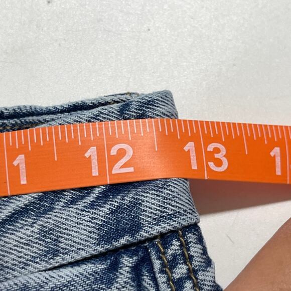 American Eagle Shorts Women Size 2 Medium Wash Curvy Mom Style DIY Cutoffs Jorts - Picture 6 of 10